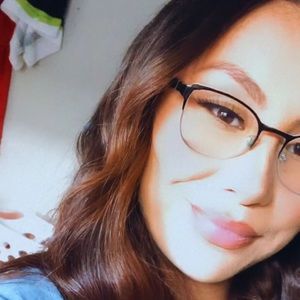 Meet your Posher, Jasmin